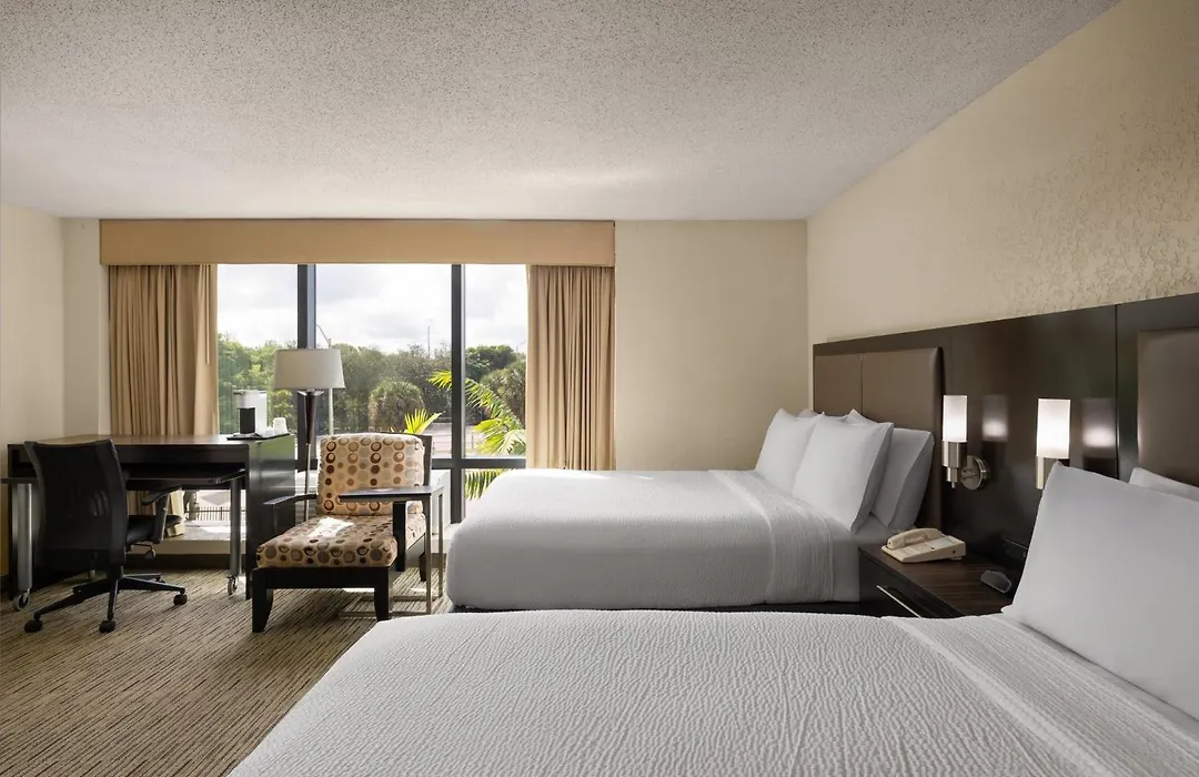 Holiday Inn Miami International Airport By Ihg-1